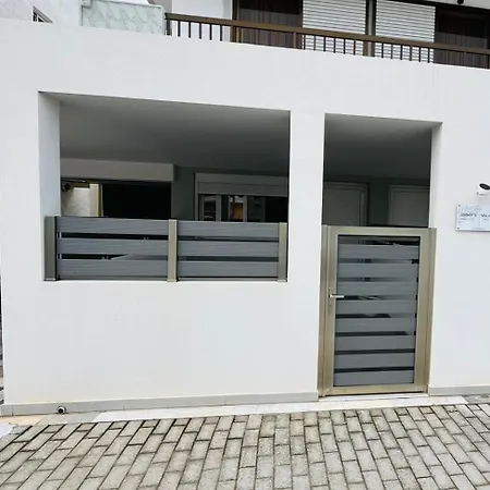 Jimmy's House *